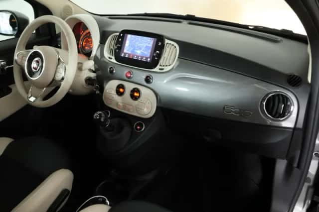 Fiat 500 (2021) thumbnail 3