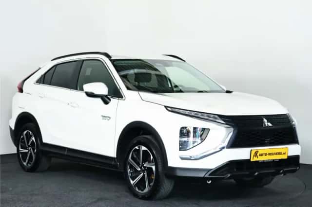 Mitsubishi Eclipse Cross (2021) thumbnail 4
