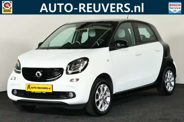 Smart Forfour (2014) thumbnail 1