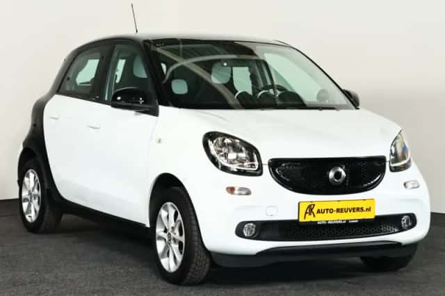Smart Forfour (2014) thumbnail 5