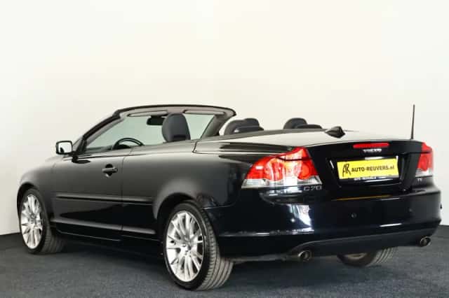 Volvo C70 (2005) thumbnail 5