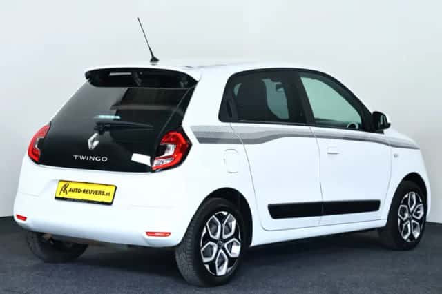 Renault Twingo (2019) thumbnail 2