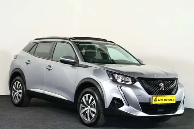 Peugeot 2008 (2020) thumbnail 4