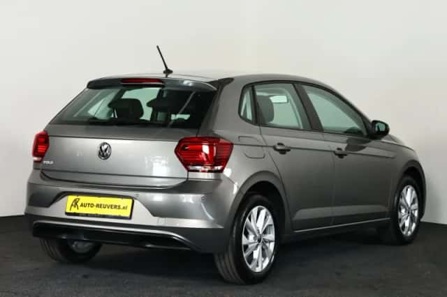Volkswagen Polo (2018) thumbnail 2