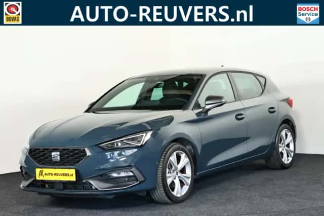 SEAT Leon (2024) thumbnail 1