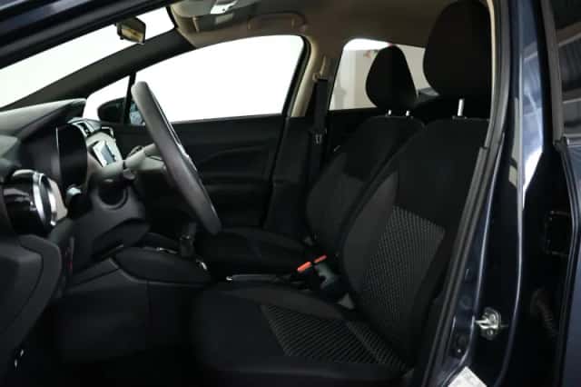 Nissan Micra (2020) thumbnail 3