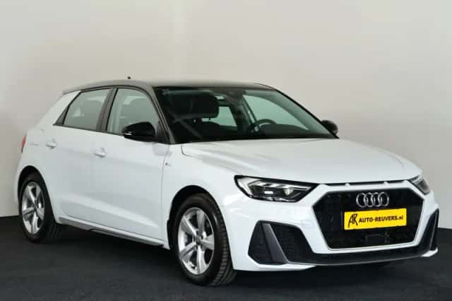 Audi A1 (2019) thumbnail 4