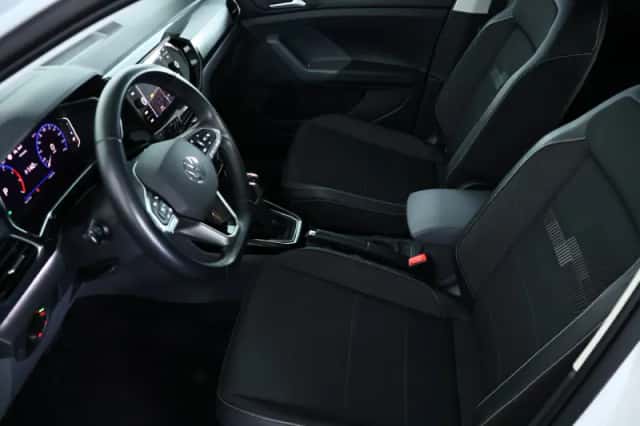 Volkswagen T-Cross (2020) thumbnail 6