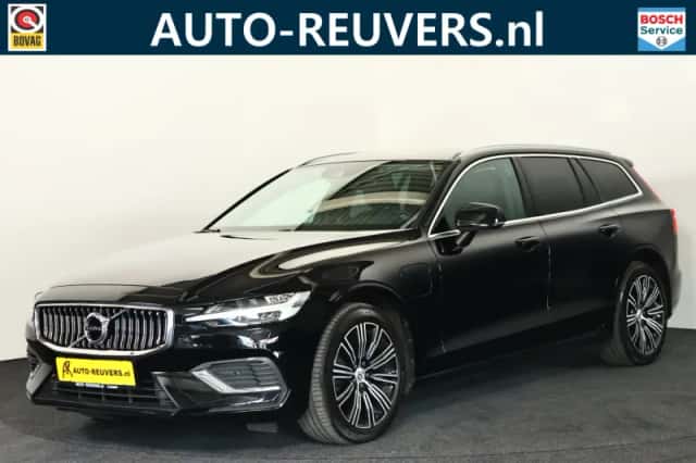 Volvo V60 (2021) thumbnail 1