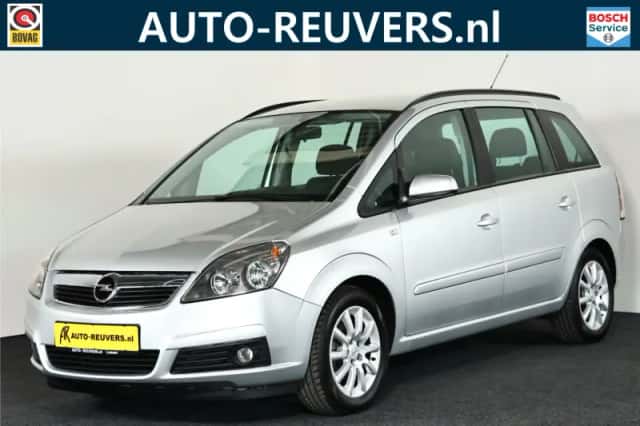Opel Zafira (2005) thumbnail 1