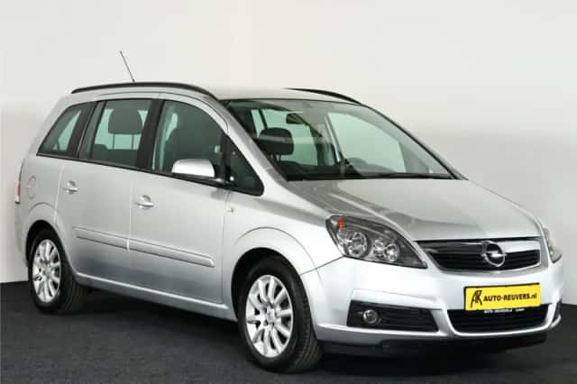 Opel Zafira (2005) thumbnail 5