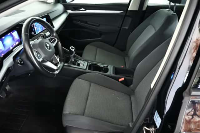 Volkswagen Golf (2020) thumbnail 6