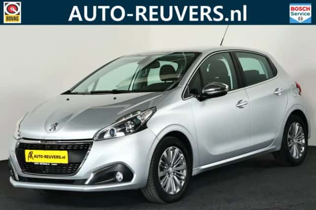Peugeot 208 (2015) thumbnail 1