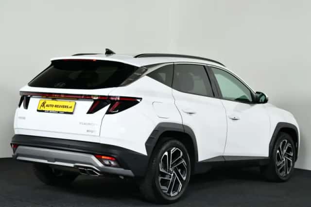 Hyundai Tucson (2025) thumbnail 2