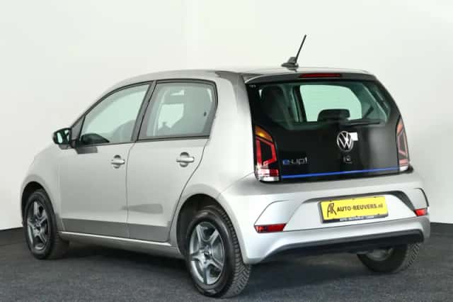 Volkswagen E-Up! (2021) thumbnail 6
