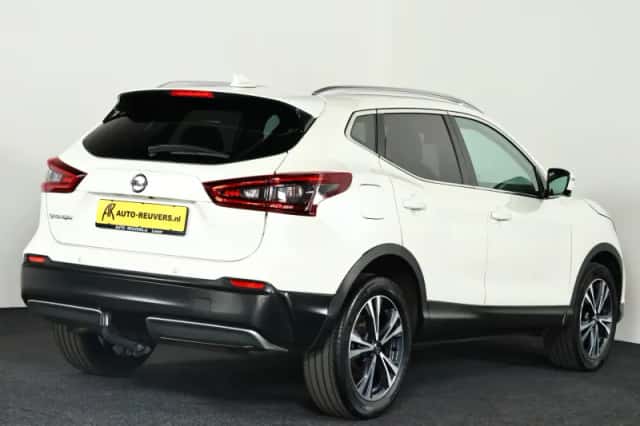 Nissan Qashqai (2018) thumbnail 2