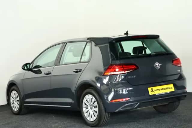 Volkswagen Golf (2017) thumbnail 6