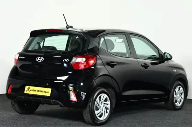 Hyundai i10 (2024) thumbnail 2