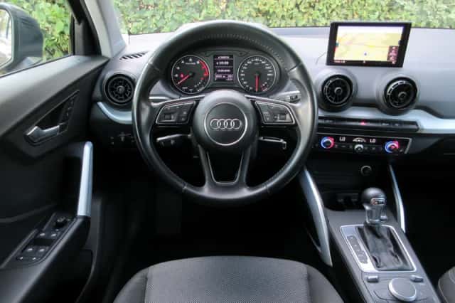 Audi Q2 (2017) thumbnail 3