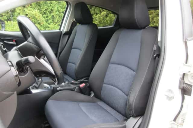 Mazda 2 (2017) thumbnail 2