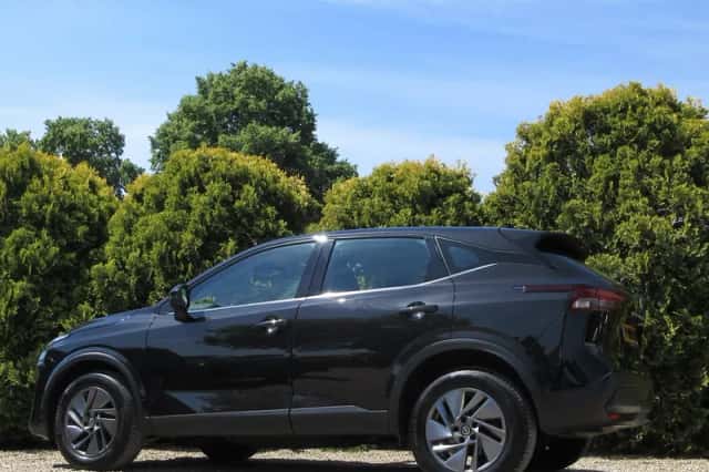 Nissan Qashqai (2022) thumbnail 4