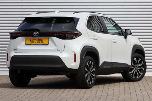 Toyota Yaris Cross (2025) thumbnail 2