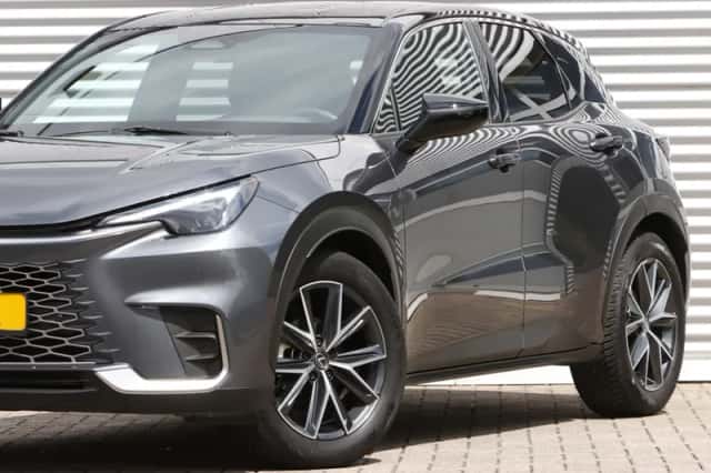 Lexus LBX (2025) thumbnail 6