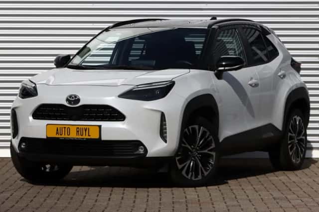 Toyota Yaris Cross (2024) thumbnail 1