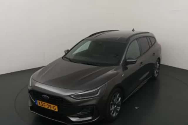 Mercedes-Benz GLC-Klasse (2017) thumbnail 4