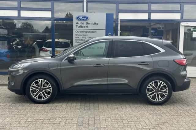 Ford Kuga (2020) thumbnail 6