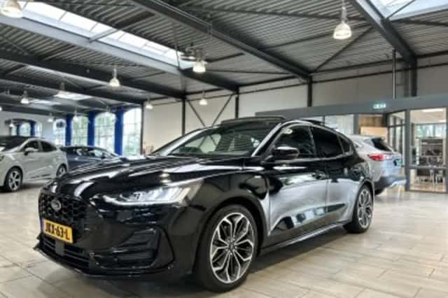 Ford Focus (2025) thumbnail 2