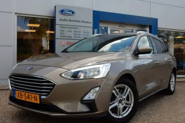 Ford Focus (2018) thumbnail 1