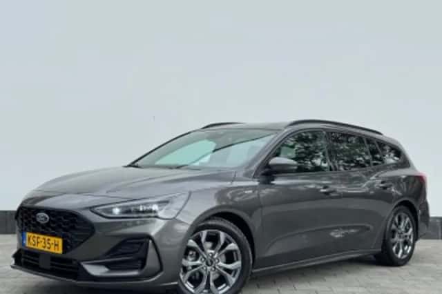 Ford Focus (2025) thumbnail 4