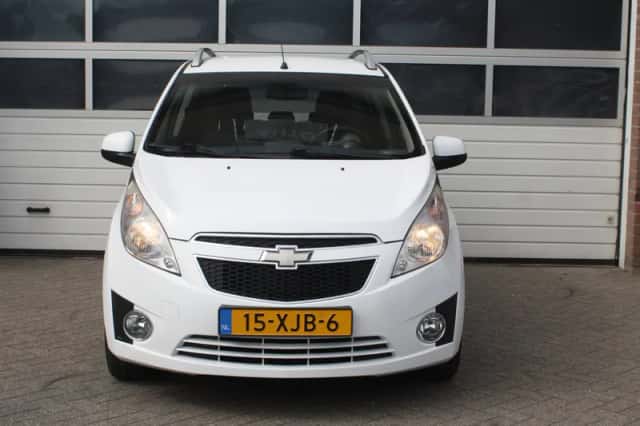 Chevrolet Spark (2012) thumbnail 2