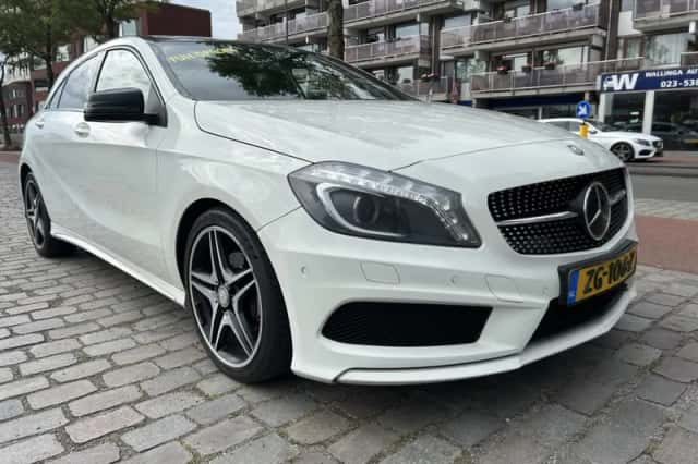 Mercedes-Benz A-Klasse (2015) thumbnail 4
