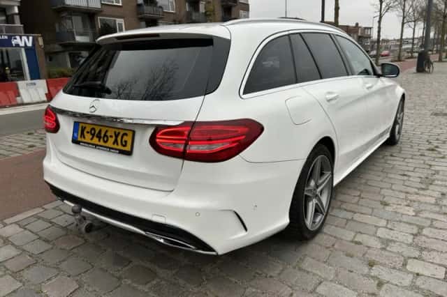 Mercedes-Benz C-Klasse (2017) thumbnail 2