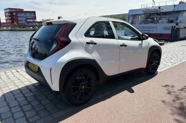 Toyota Aygo X (2023) thumbnail 2