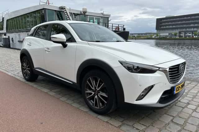 Mazda CX-3 (2016) thumbnail 4
