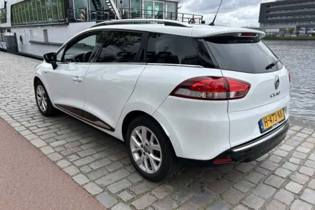 Renault Clio (2020) thumbnail 5