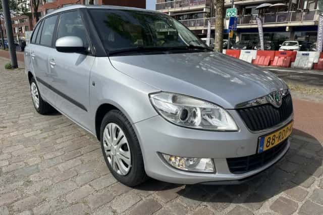 Škoda Fabia (2011) thumbnail 4