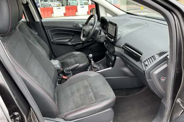 Ford EcoSport (2019) thumbnail 3