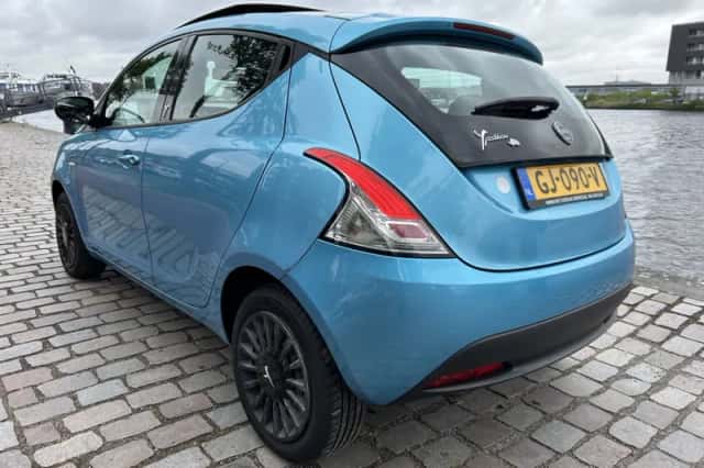 Lancia Ypsilon (2015) thumbnail 5