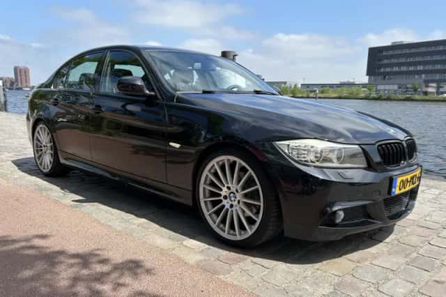 BMW 3-Serie (2011) thumbnail 4