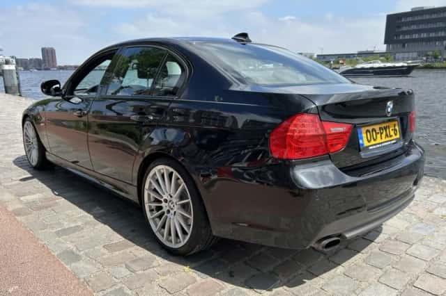 BMW 3-Serie (2011) thumbnail 5