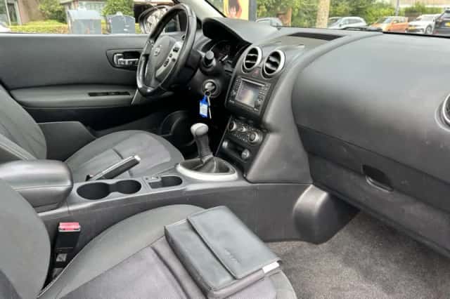 Nissan Qashqai+2 (2013) thumbnail 3