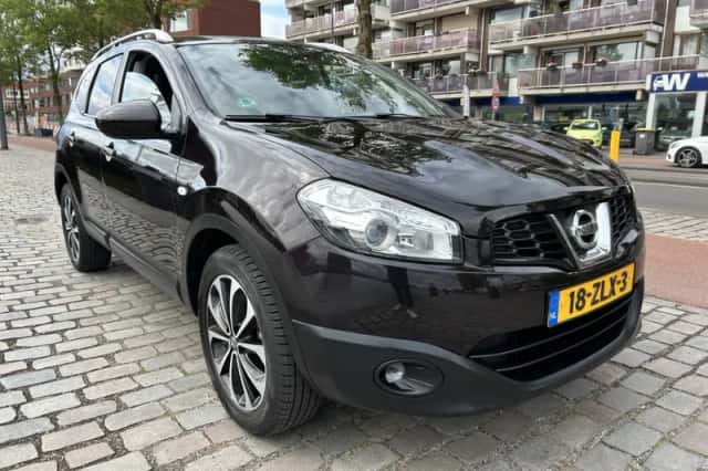Nissan Qashqai+2 (2013) thumbnail 4