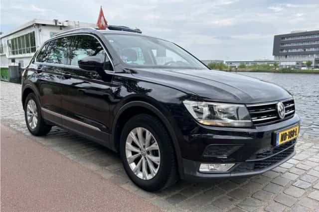 Volkswagen Tiguan (2017) thumbnail 4