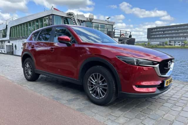 Mazda CX-5 (2017) thumbnail 4