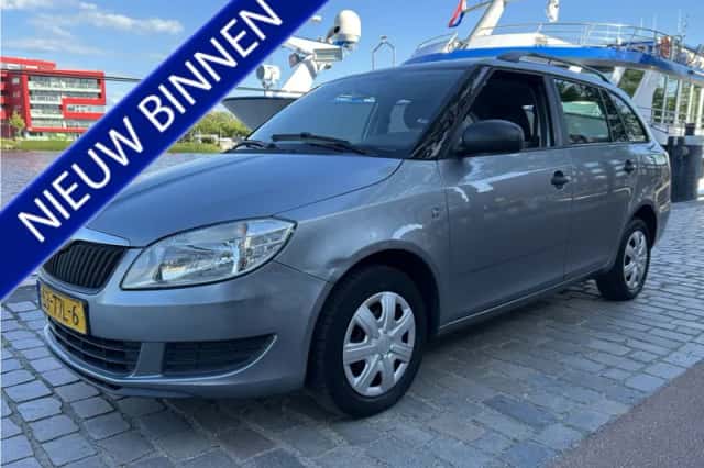 Škoda Fabia (2012) thumbnail 1