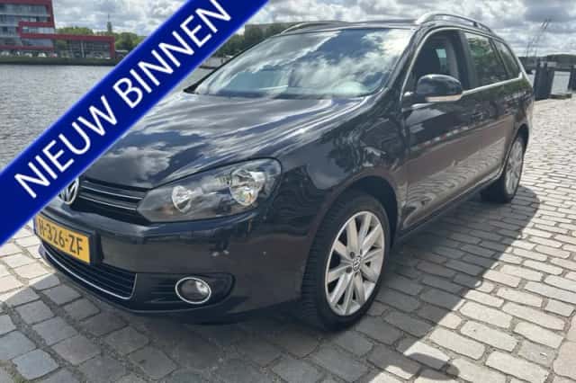 Volkswagen Golf (2011) thumbnail 1